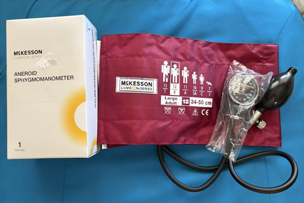 McKesson LUMEON Large Adult Cuff Deluxe Aneroid Sphygmomanometer, Burgundy New